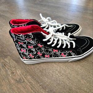VANS HELLO KITTY SNEAKERS WOMEN